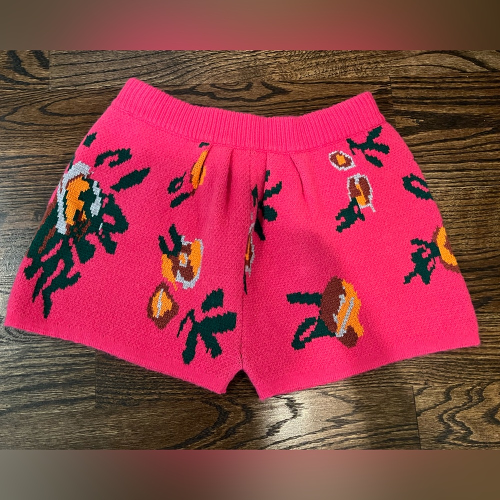 Cider Sz Medium Knit Floral Shorts